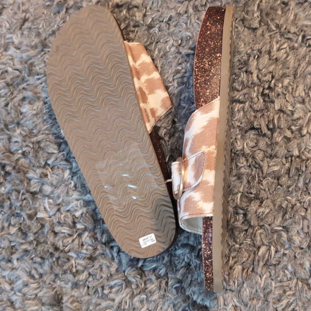 Aerie Slides Nwob View 4